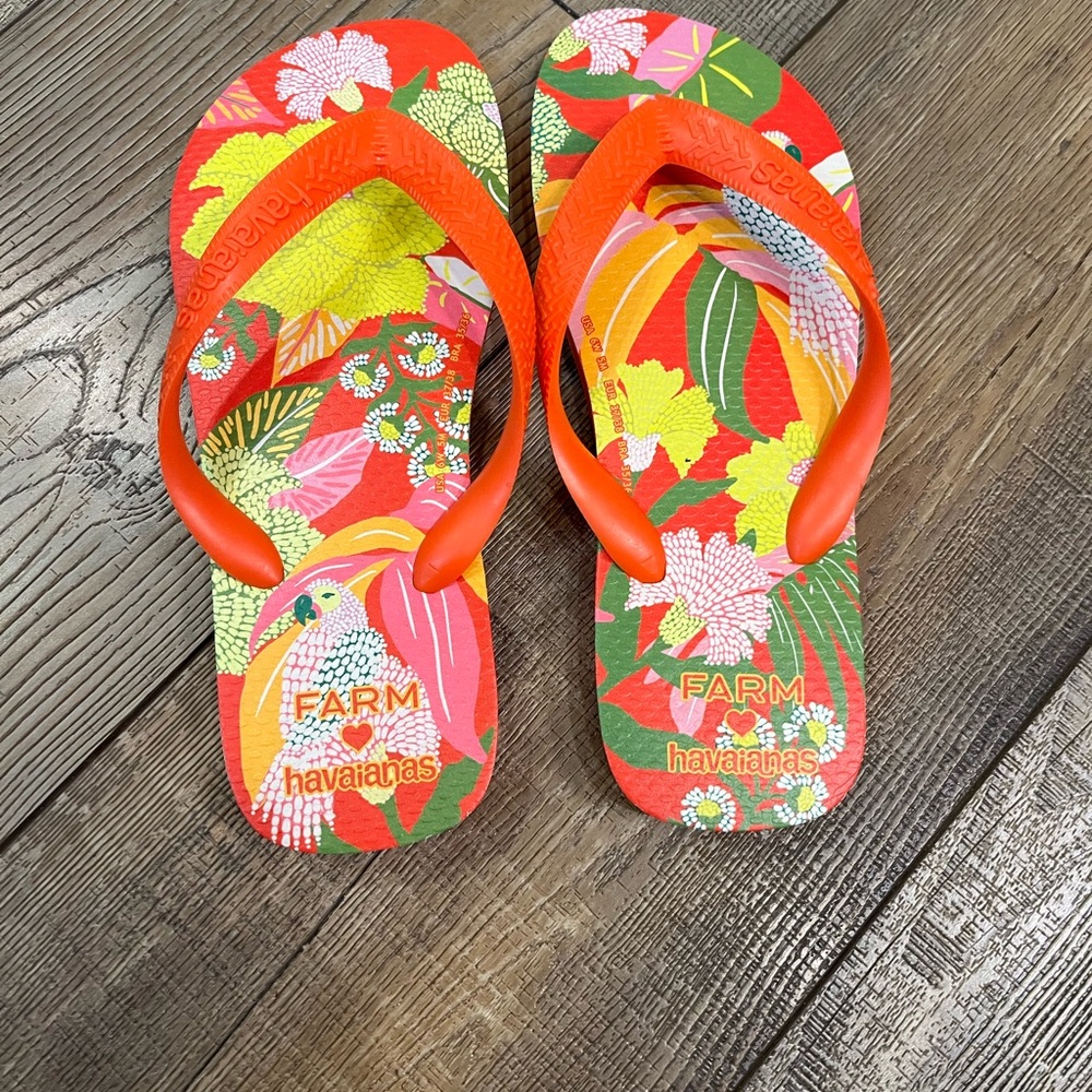Havaianas Farm Rio Tropical Floral Flip Flops - Bright Orange, Size 6